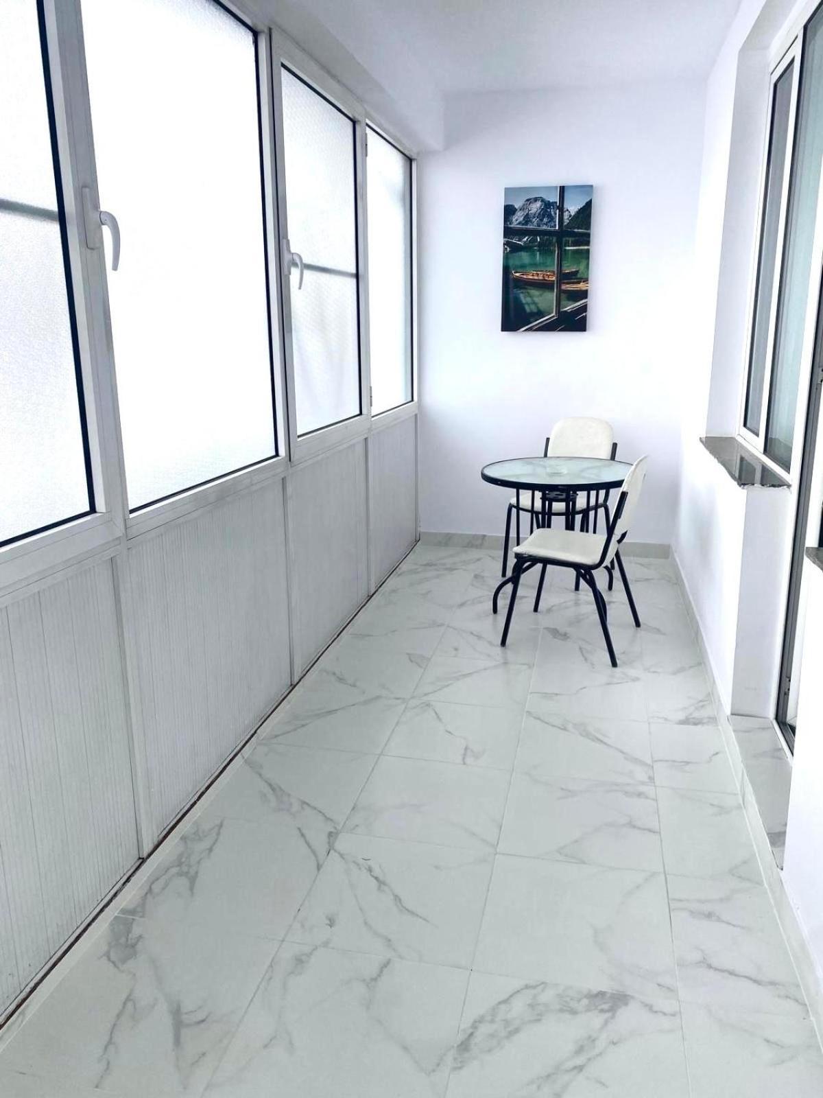 Hotel Green House Craiova Extérieur photo