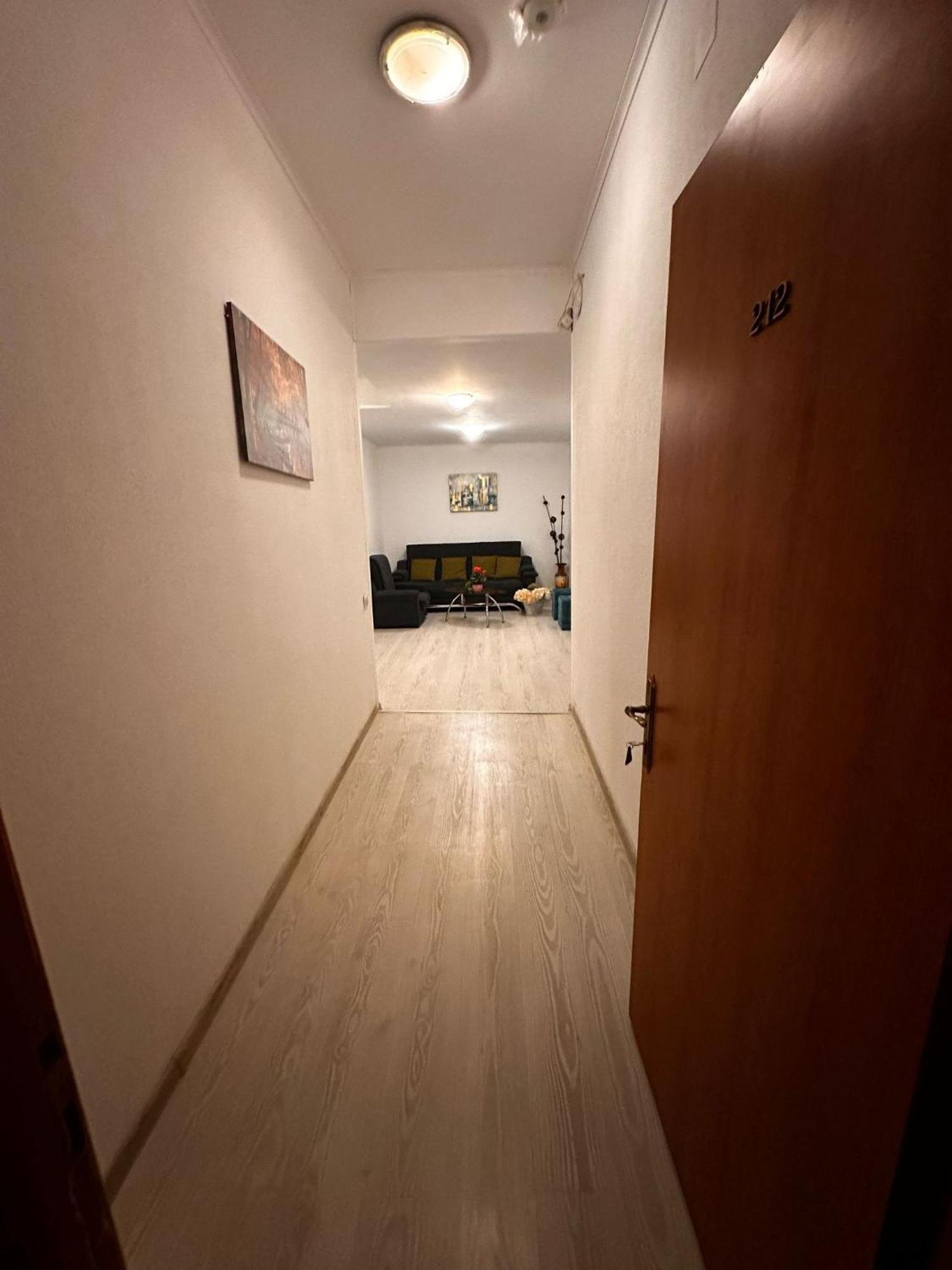Hotel Green House Craiova Extérieur photo