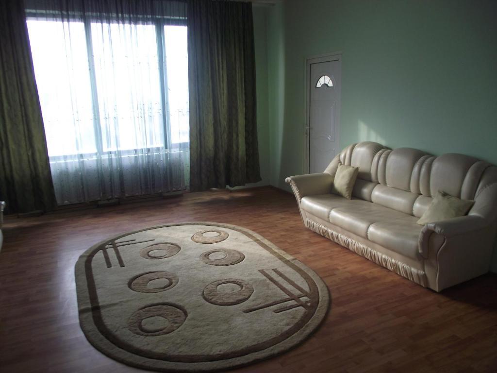 Hotel Green House Craiova Extérieur photo