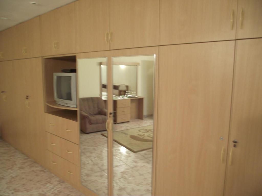 Hotel Green House Craiova Extérieur photo